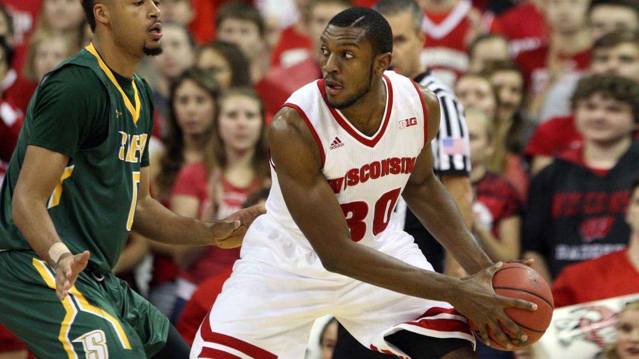 Vitto Brown scores career high, Badgers cruise past Siena